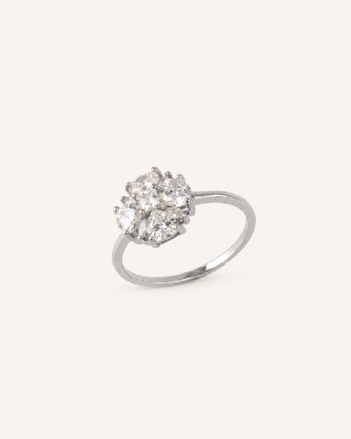Anillo Flor d’Ametler · Fondo marfil