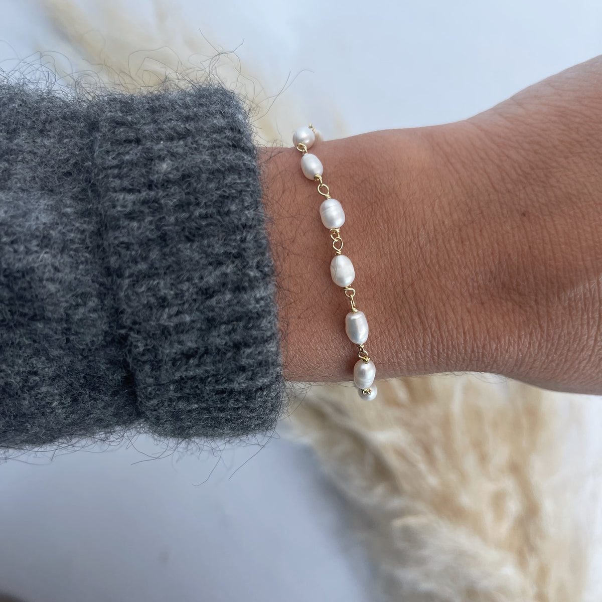 Pulsera Perlas de Agua Basic