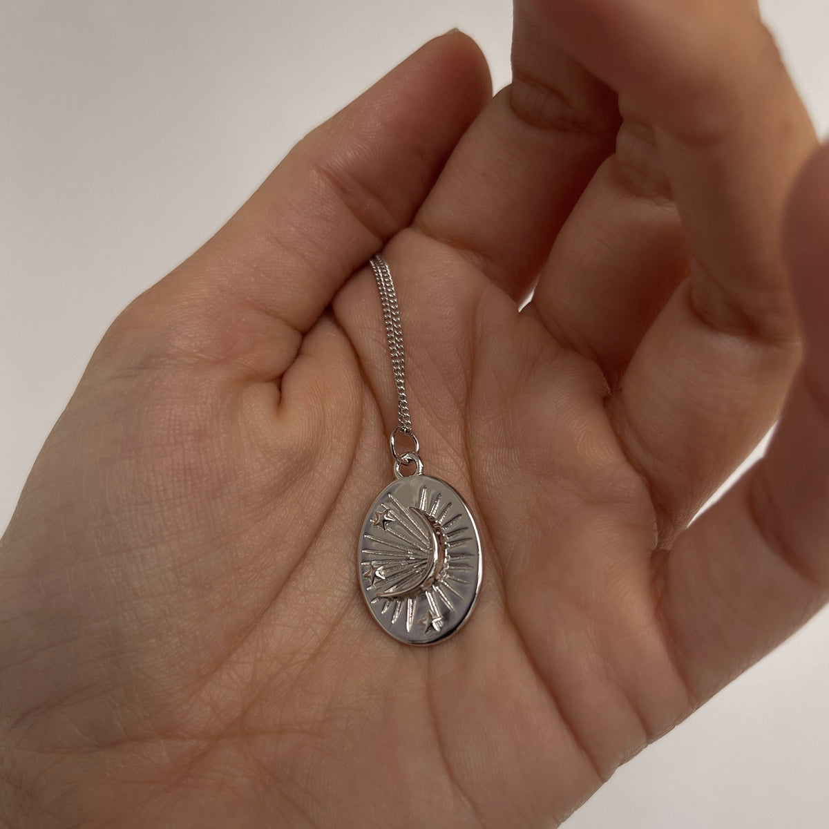 Collar Alba